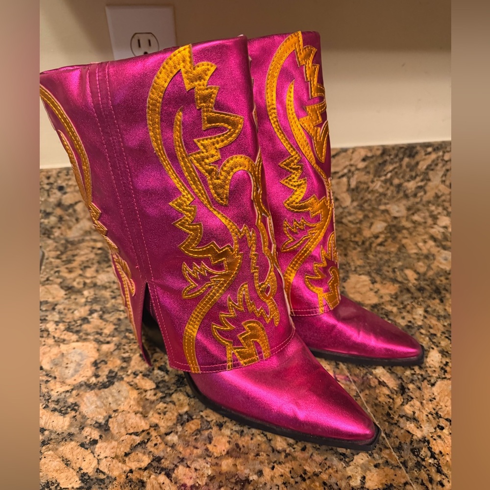Elegant Fuchsia and Gold Embroidered Women's Heeled Boots
